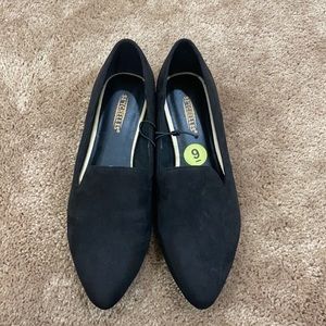 Brand new black flats